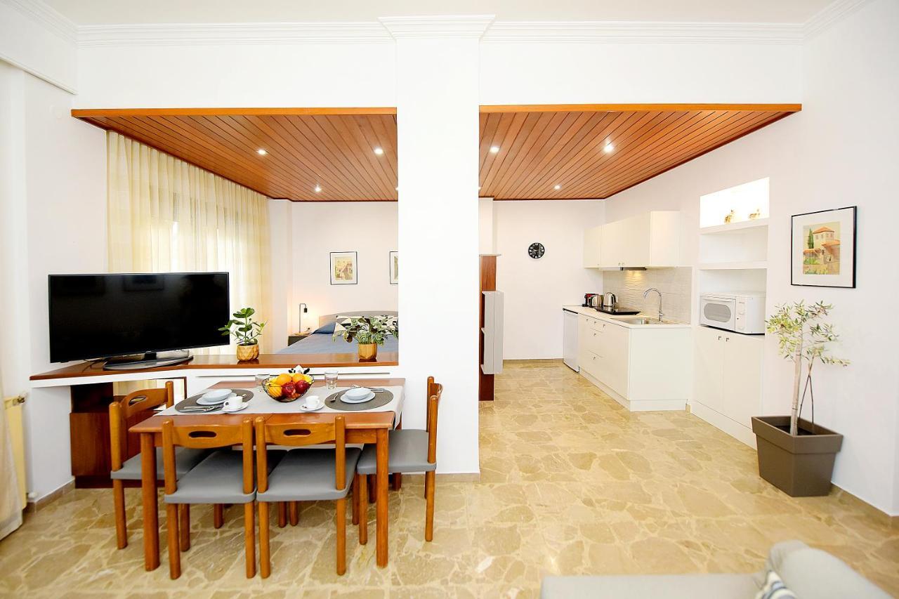 Martha'S Home Rhodes City Extérieur photo